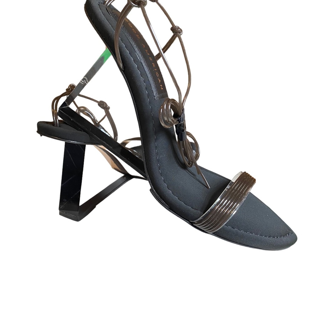NEW Good American neoprene 3.5” block heel w/ strappy ankle tie.